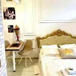 Vintage Kotlyarska10 Apartment *