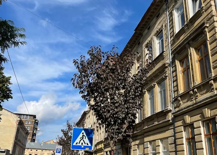 Vintage Kotlyarska10 Apartment *